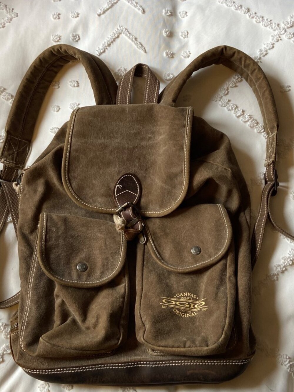 OGIO Canvas Cinch Backpack Large Capacity And Two Large Pockets On Front